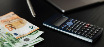 Почему ручной учёт тормозит бизнес и какие риски он создаёт