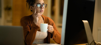 Новогодние премии ждут 67% россиян — но бизнес не успевает за ожиданиями