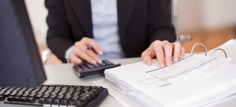 Налоговая оговорка в договоре: 5 шагов, чтобы не платить НДС за контрагента